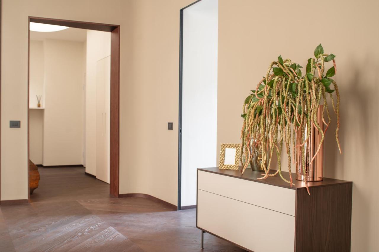 Sant'Ambrogio Luxury Apartment R&R Milan Exterior photo