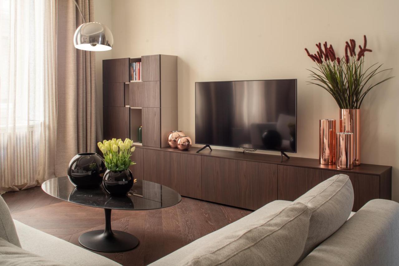 Sant'Ambrogio Luxury Apartment R&R Milan Exterior photo